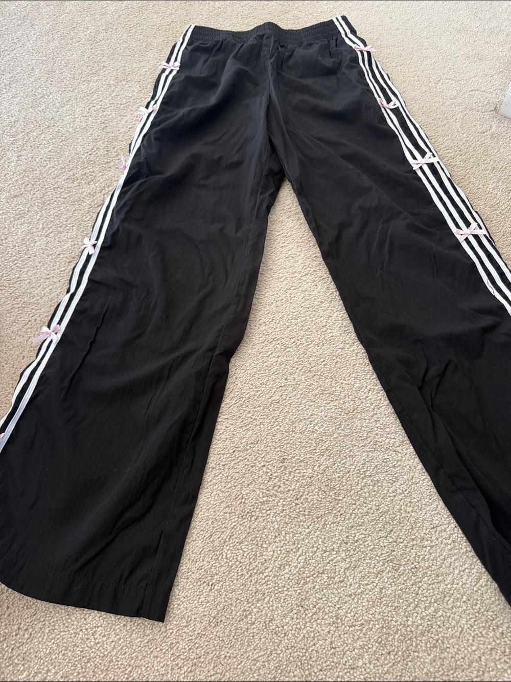 Honey Peace Black Bow Track Pants Size Medium